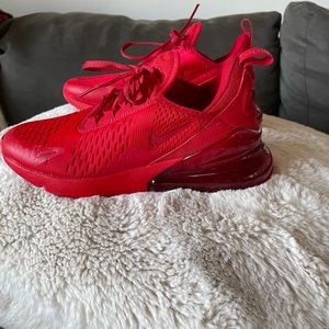 RED Nike Air Max 270